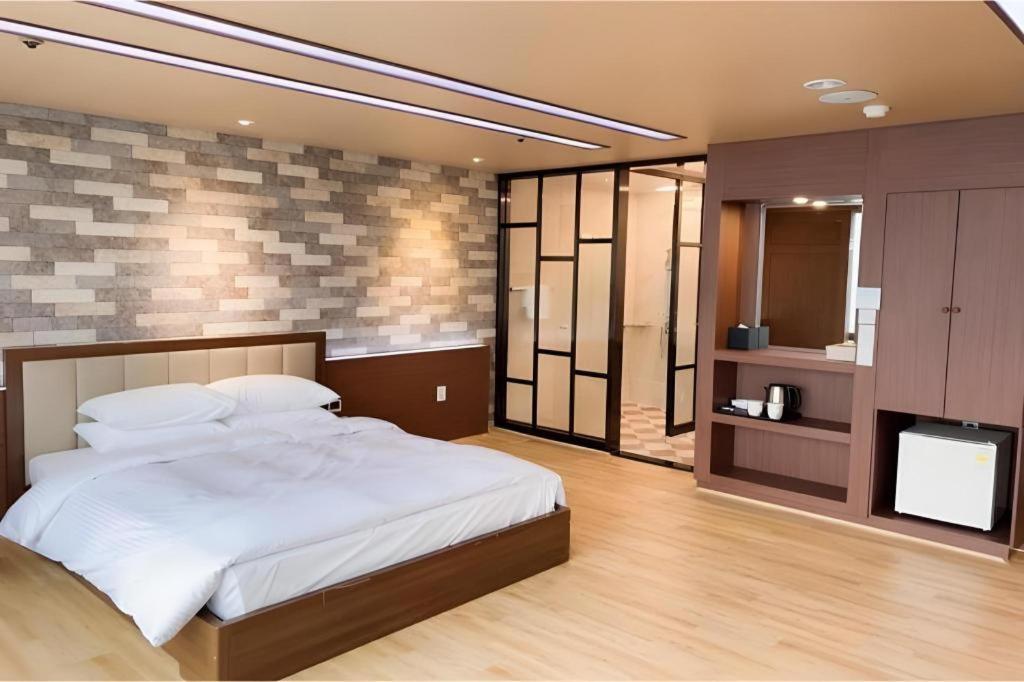 Hotel Homers Пусан Экстерьер фото